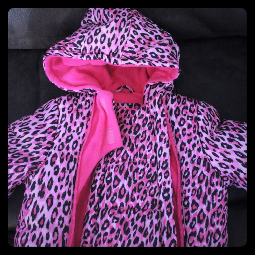 Snow suit